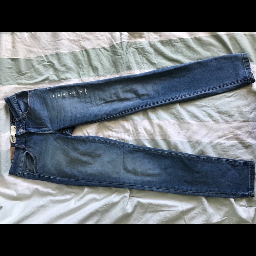 Never Worn, Super soft mid-rise jegging